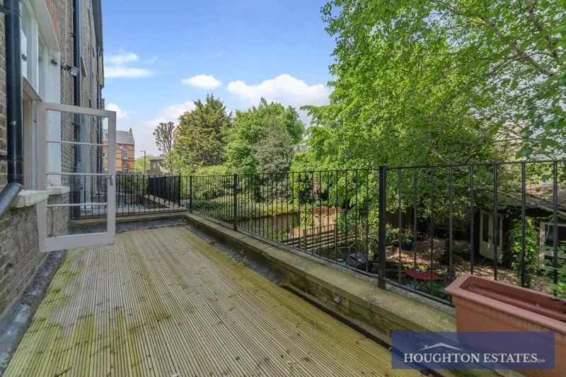 Sutherland Avenue, Maida Vale W9 2QR, photo 9