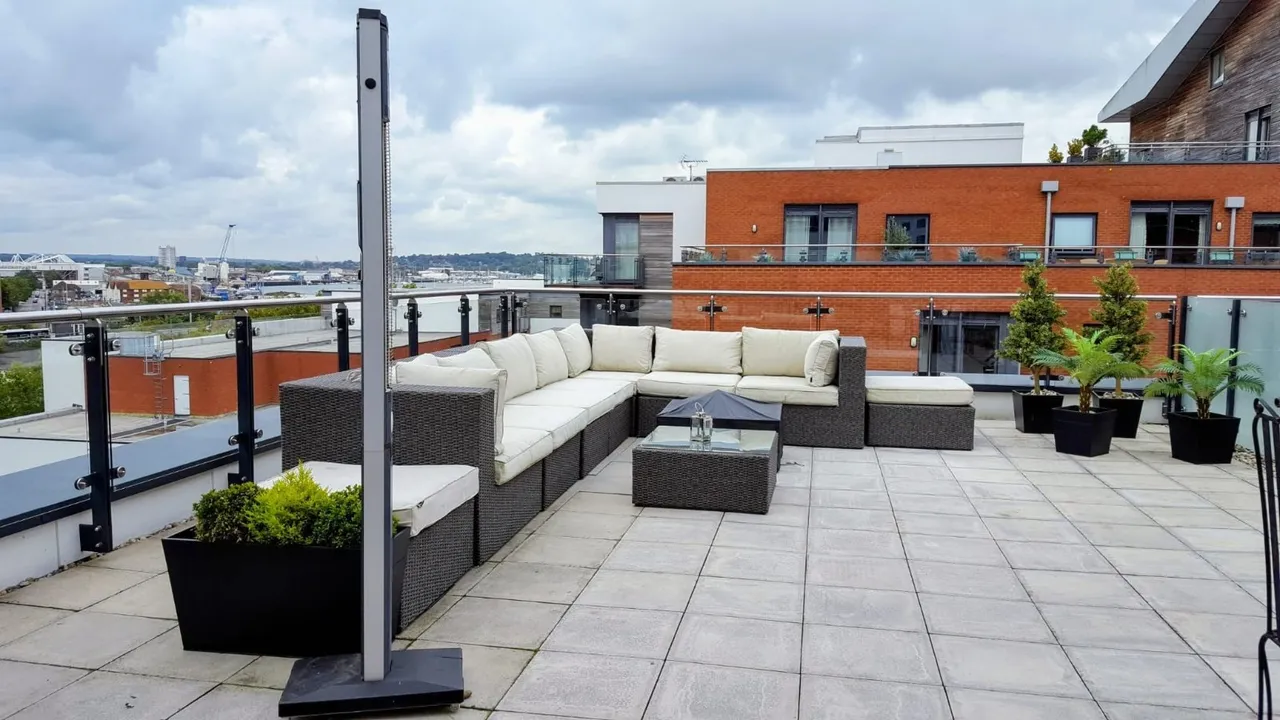 2 bed flat to rent, Ocean Way, Southampton, SO14