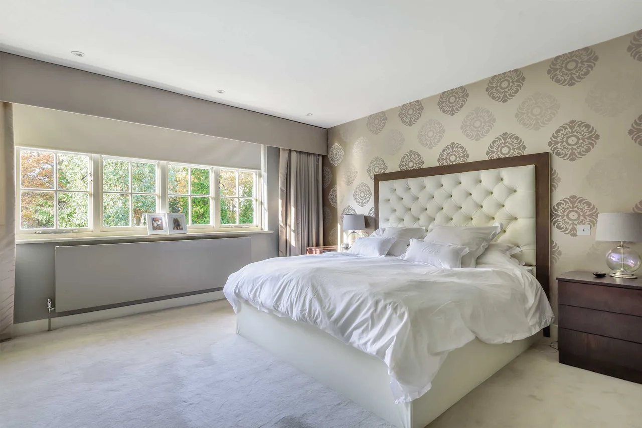 Coombehurst Close, Hadley Wood, EN4 0JU, photo 15