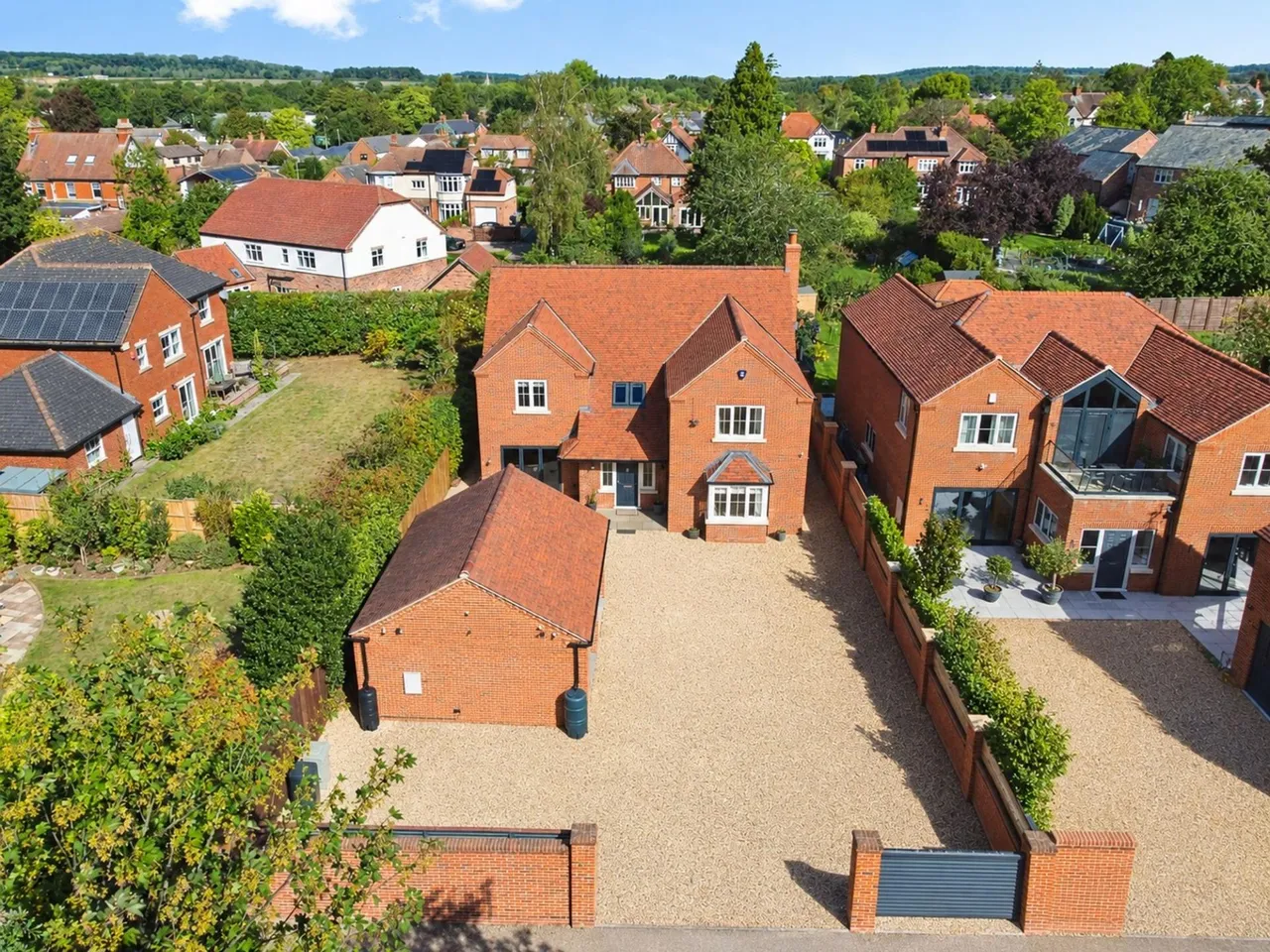 Fox Gardens, Grantham, NG31, photo 2
