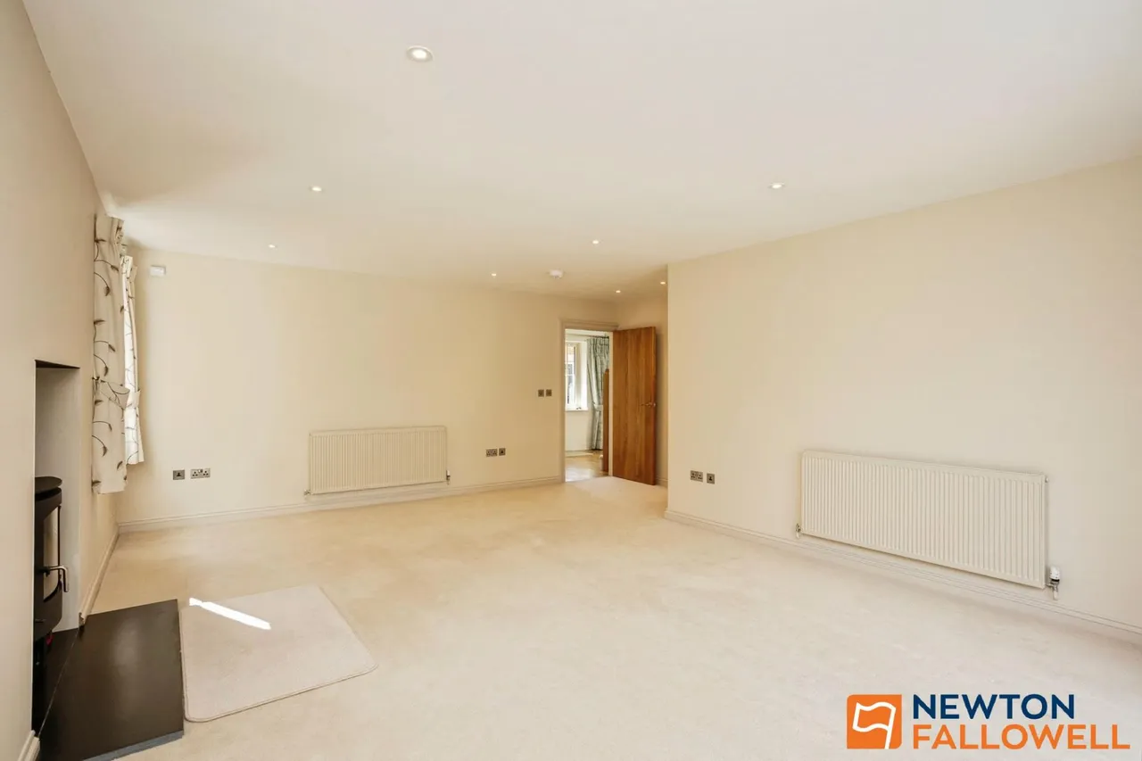 Fox Gardens, Grantham, NG31, photo 24