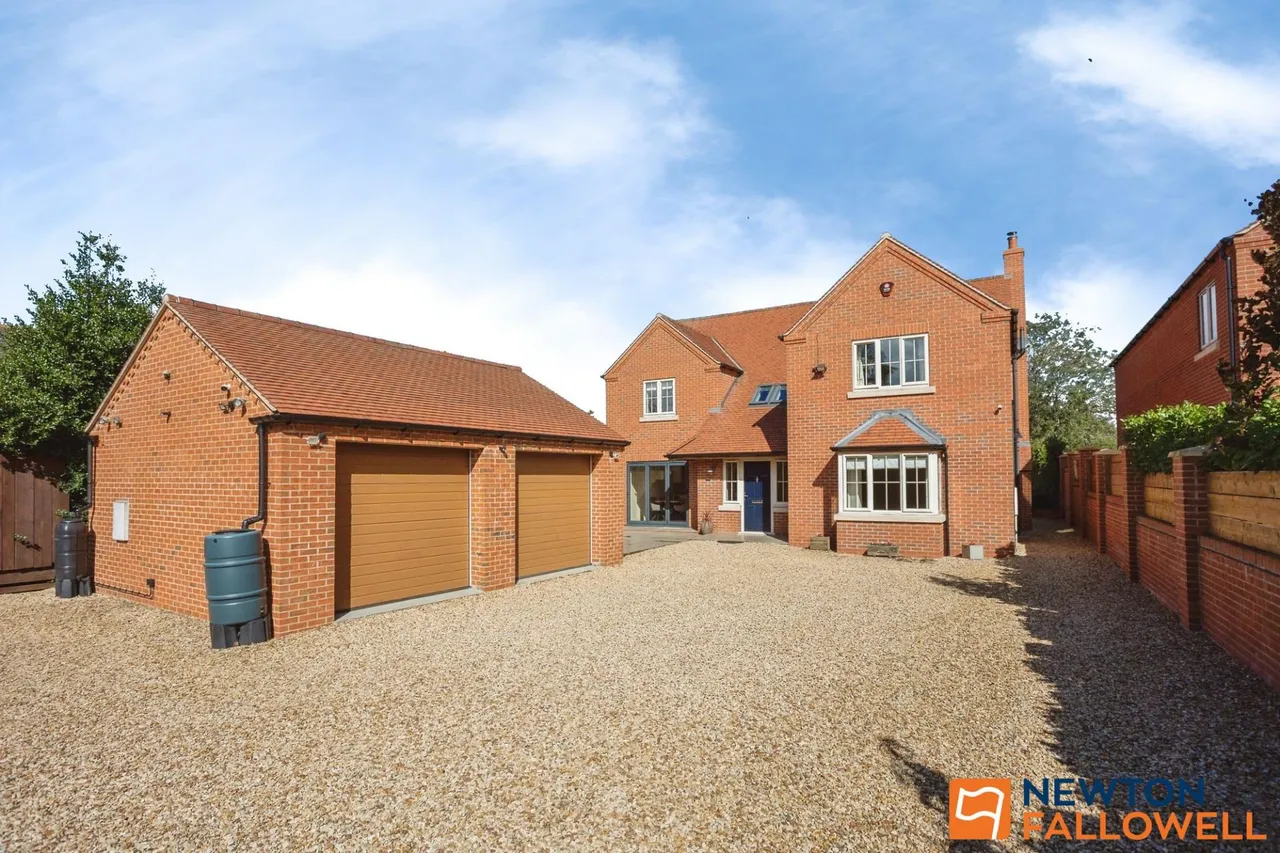 Fox Gardens, Grantham, NG31, photo 6