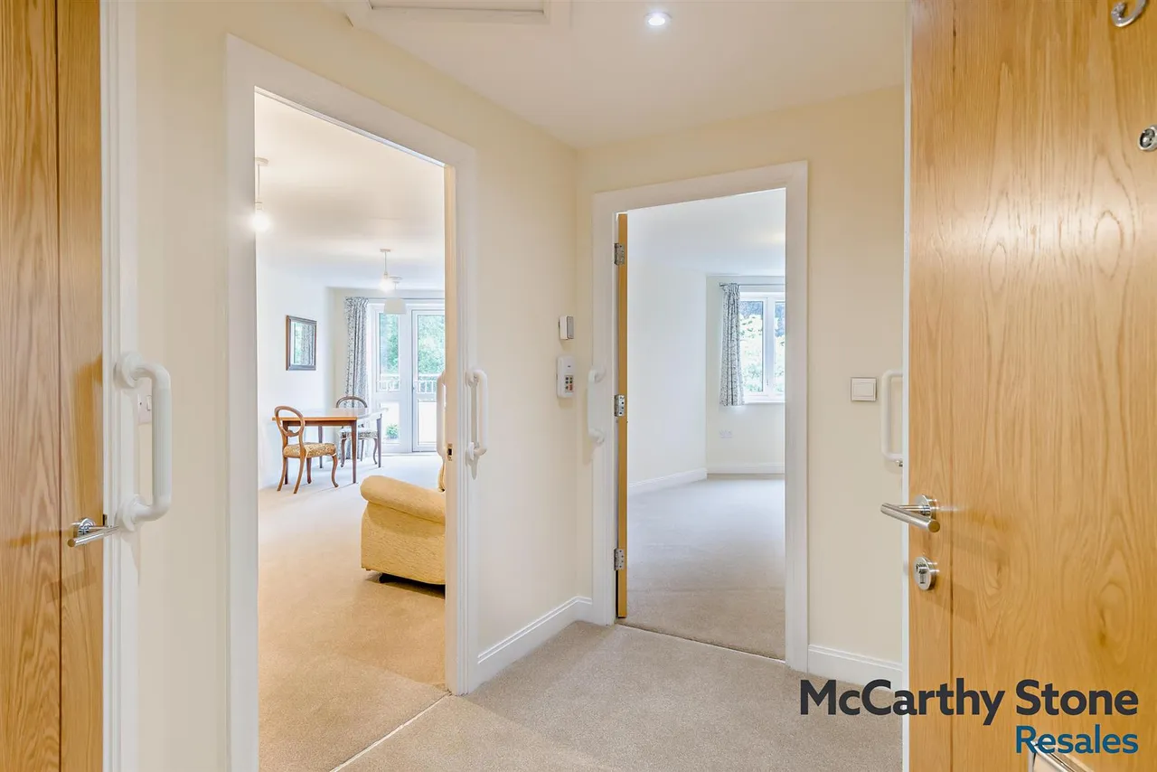 Bath Road, Devizes, SN10, photo 7