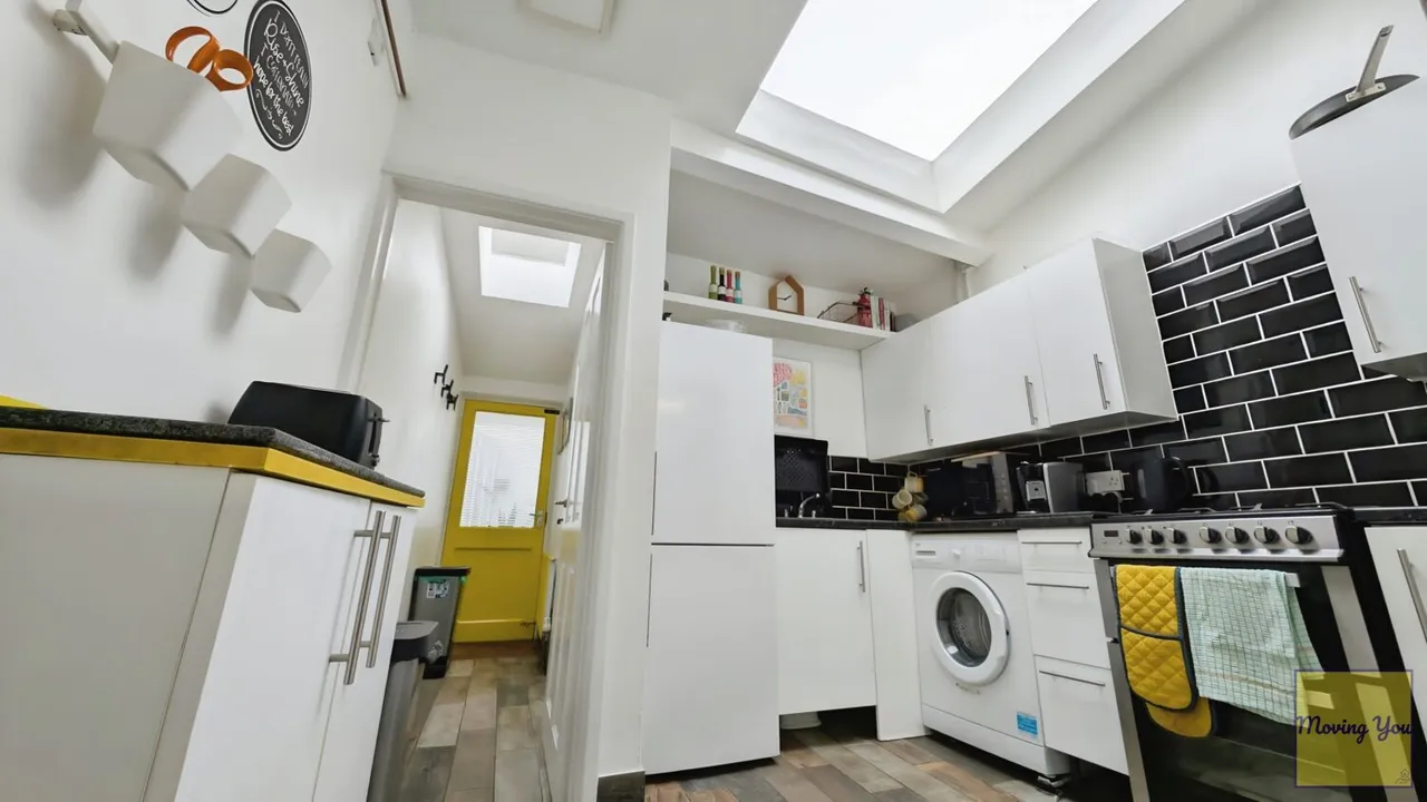 Cumnock Place, Cardiff, photo 2