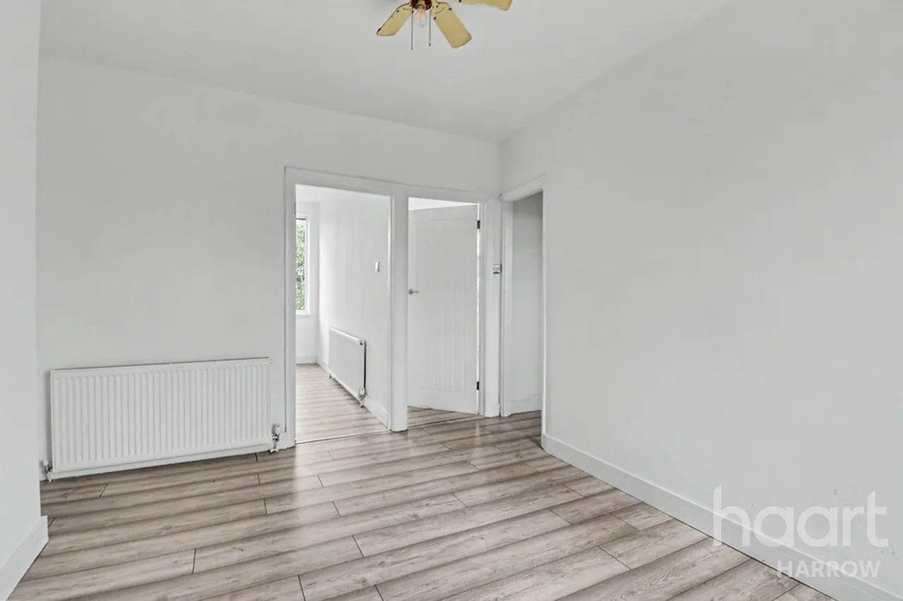 Honeypot Lane, Stanmore, HA7, photo 2