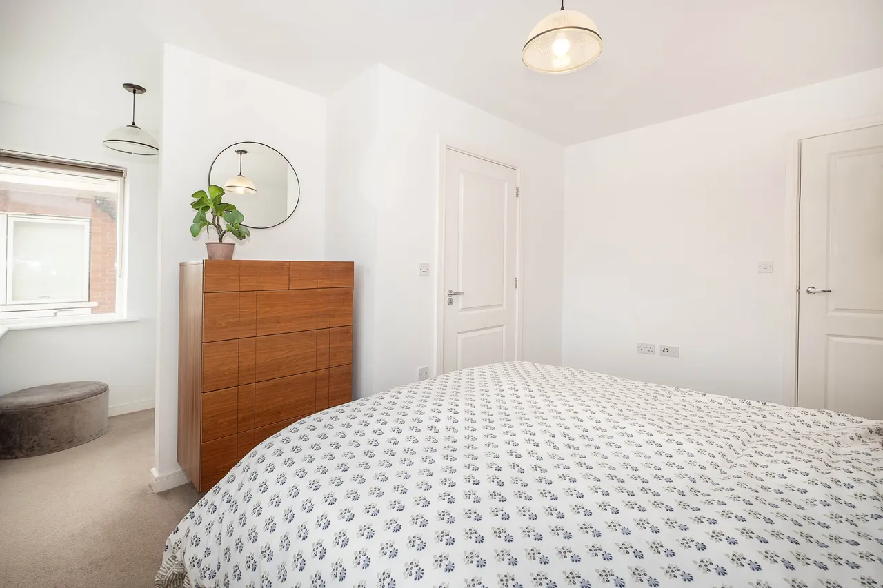 Kingston Road, London, SW20, photo 10