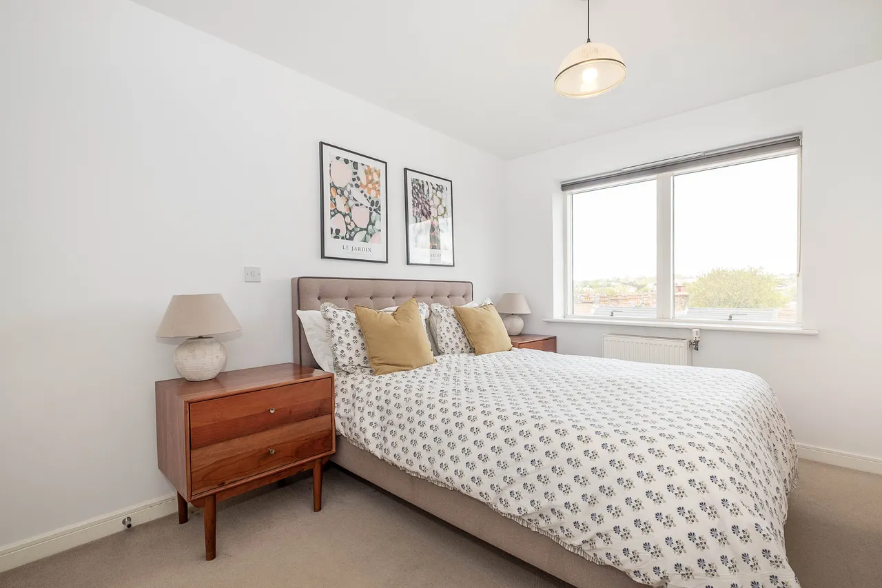 Kingston Road, London, SW20, photo 4
