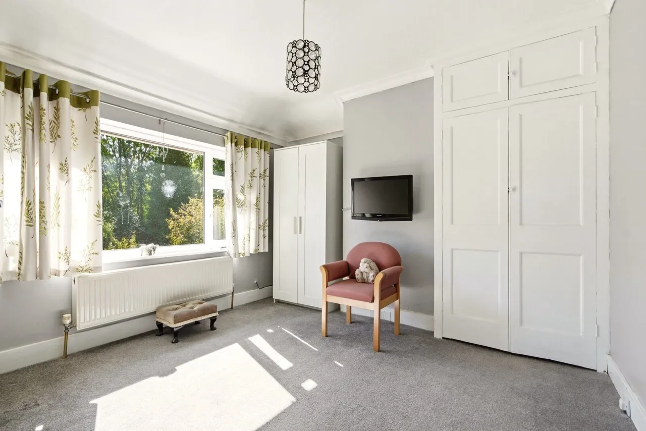 St. Annes Road, London Colney, AL2, photo 10
