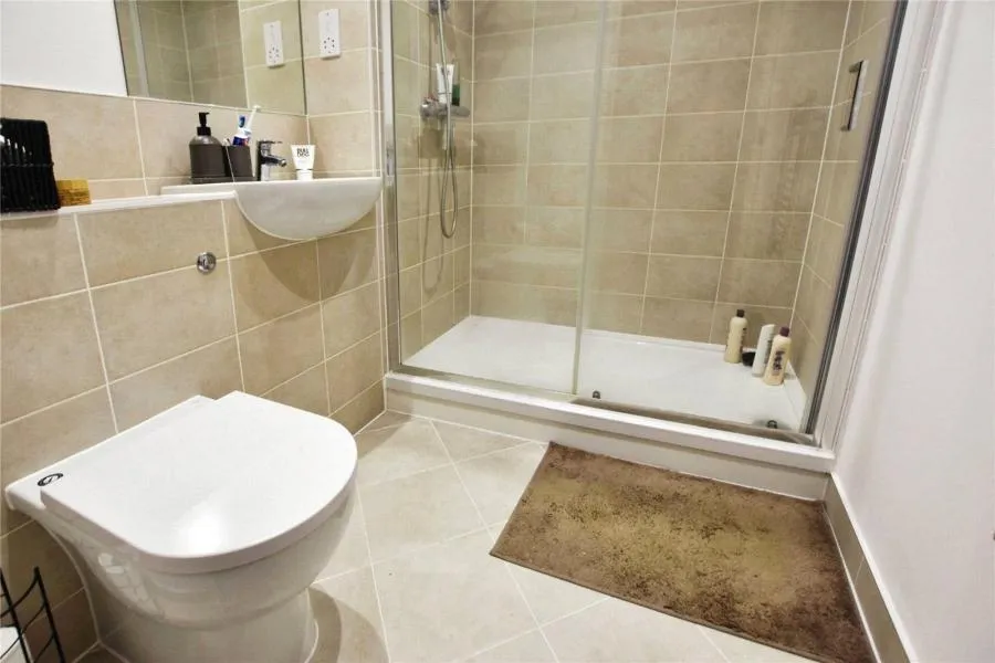 Magnolia House, Wych Elm, CM20, photo 4