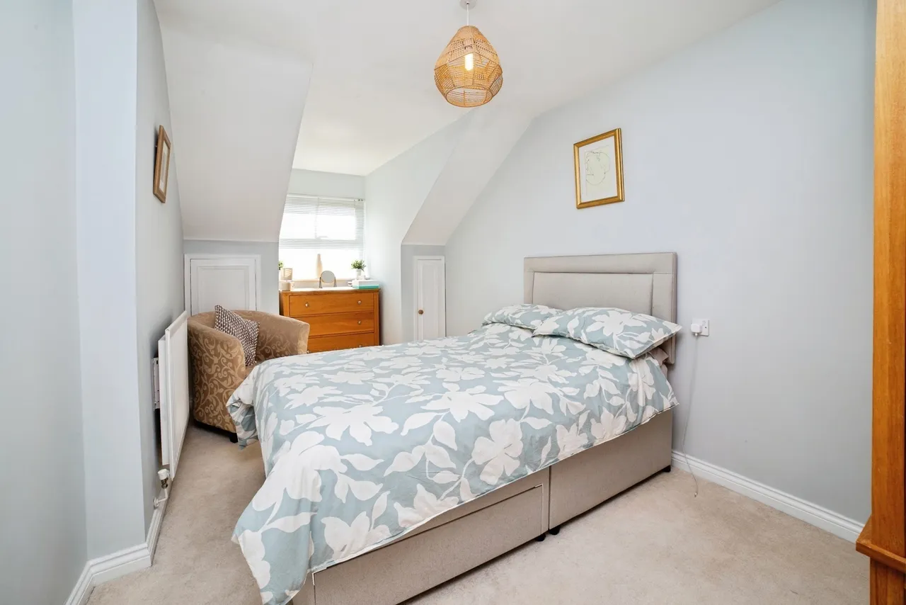 Clay Pit Way, CHESTERFIELD, Derbyshire, S43, photo 16