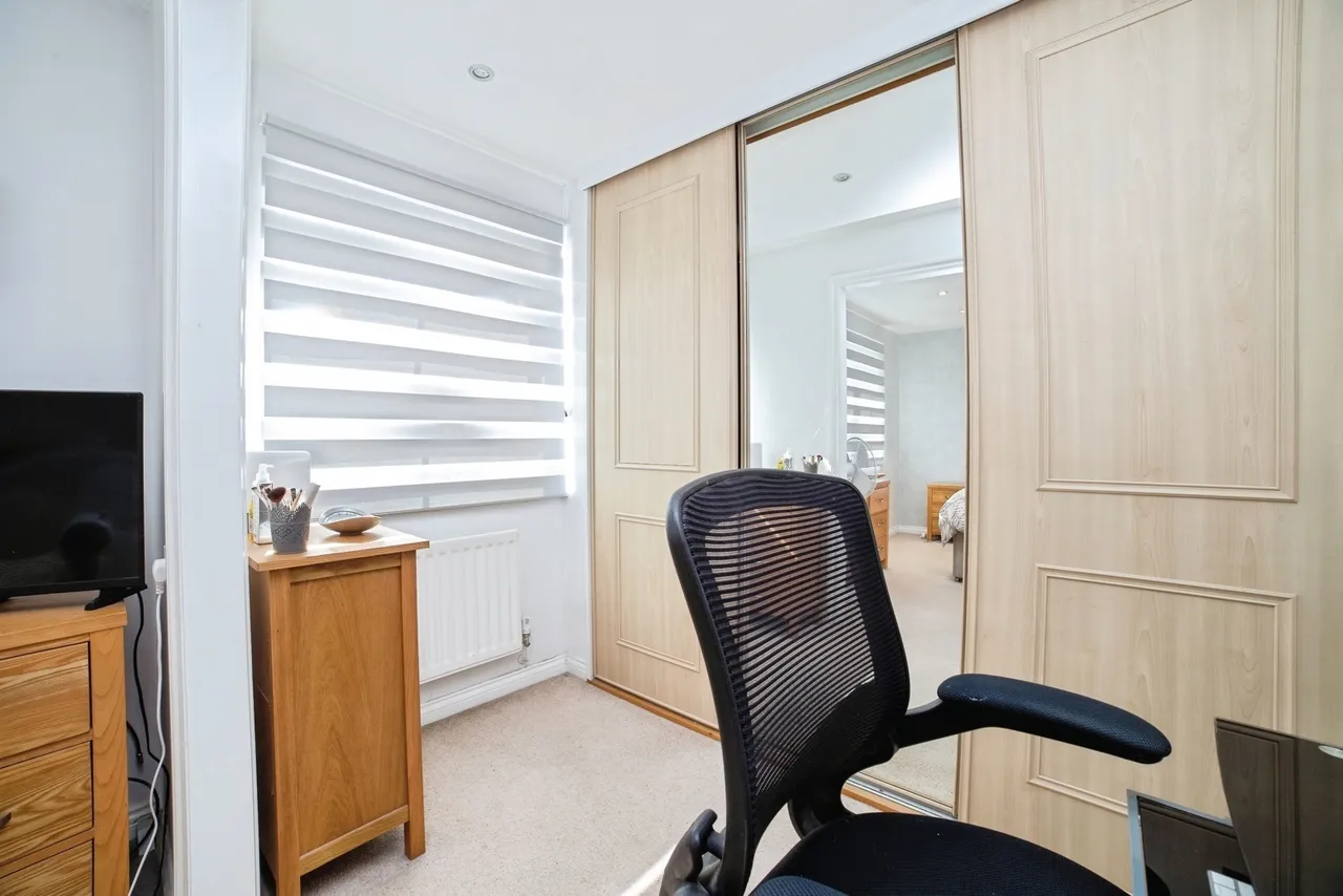 Clay Pit Way, CHESTERFIELD, Derbyshire, S43, photo 15