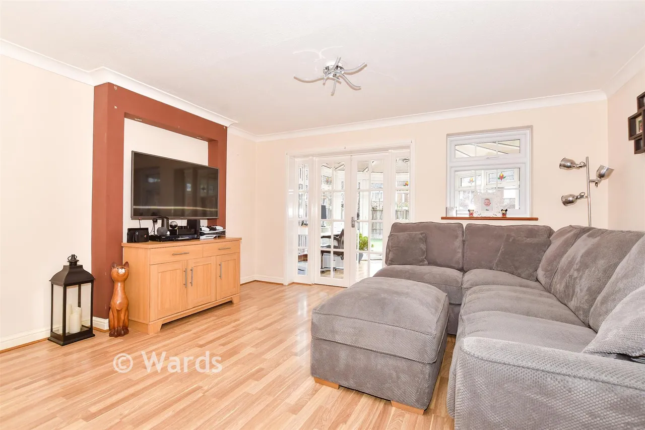 Keats Road, Larkfield, ME20, photo 2