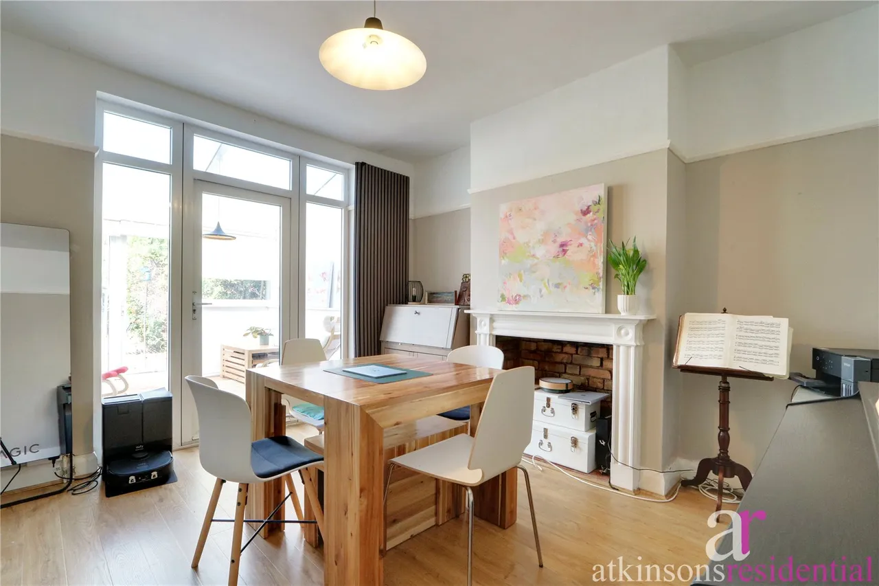 Ladysmith Road, Enfield, Middlesex, EN1 3AE, photo 2