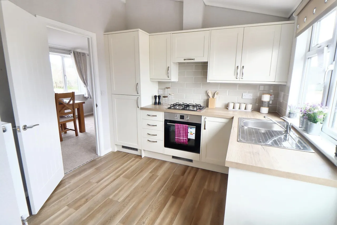 2 bed property for sale, Belton Country Park, Stepshort