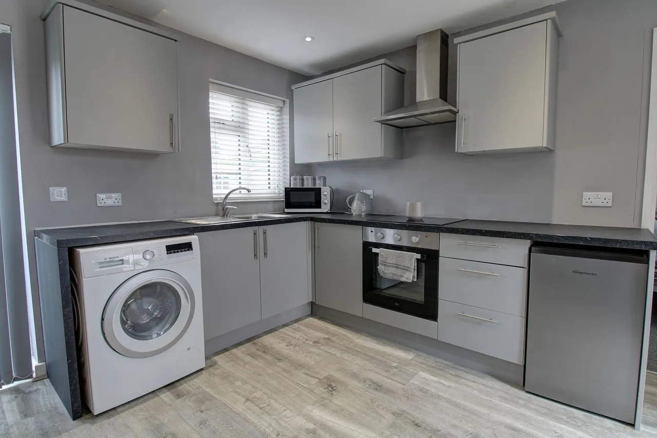 High Road, Felixstowe, IP11, photo 5