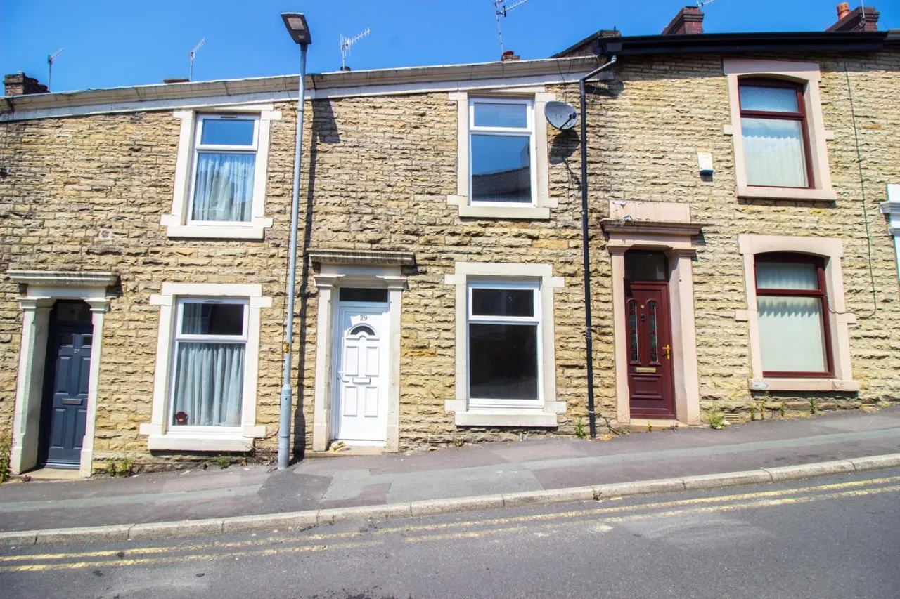 2 bed house for sale — Preston Street, Darwen