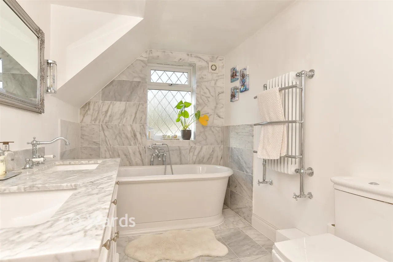 Manor Road, Cobham, DA13, photo 9