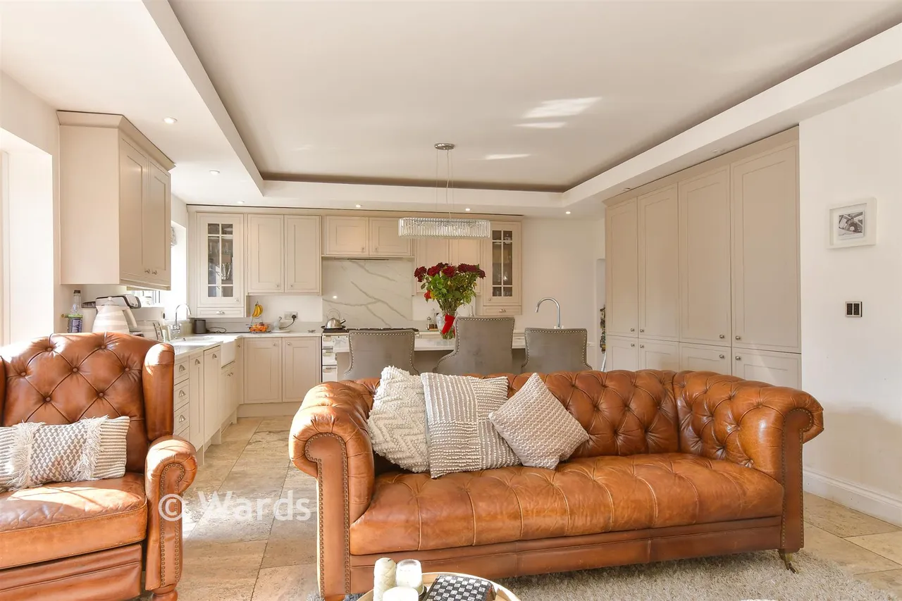 Manor Road, Cobham, DA13, photo 4