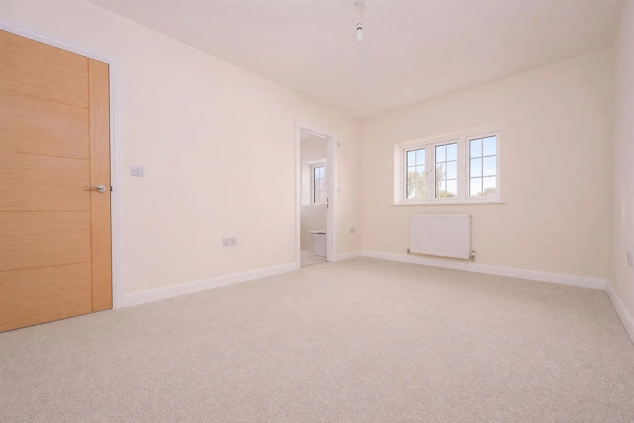 Rushton Road, Kettering, NN14, photo 14