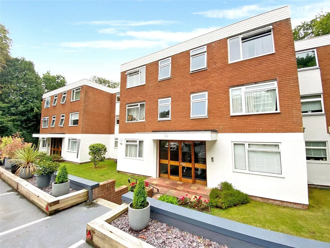2 bed flat for sale — Branksome Wood Road, Bournemouth, Dorset, BH4