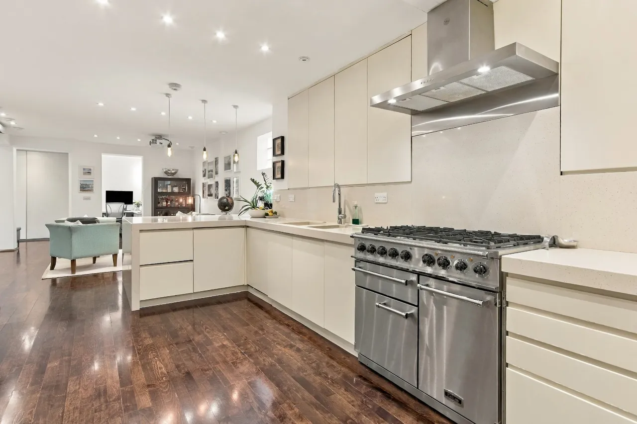 Prebend Street, Islington, N1, photo 7