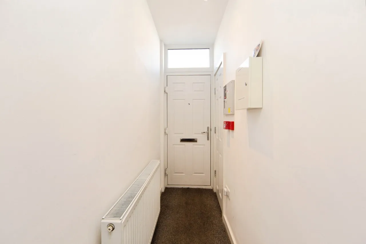 Molyneux Road, Kensington, L6, photo 13
