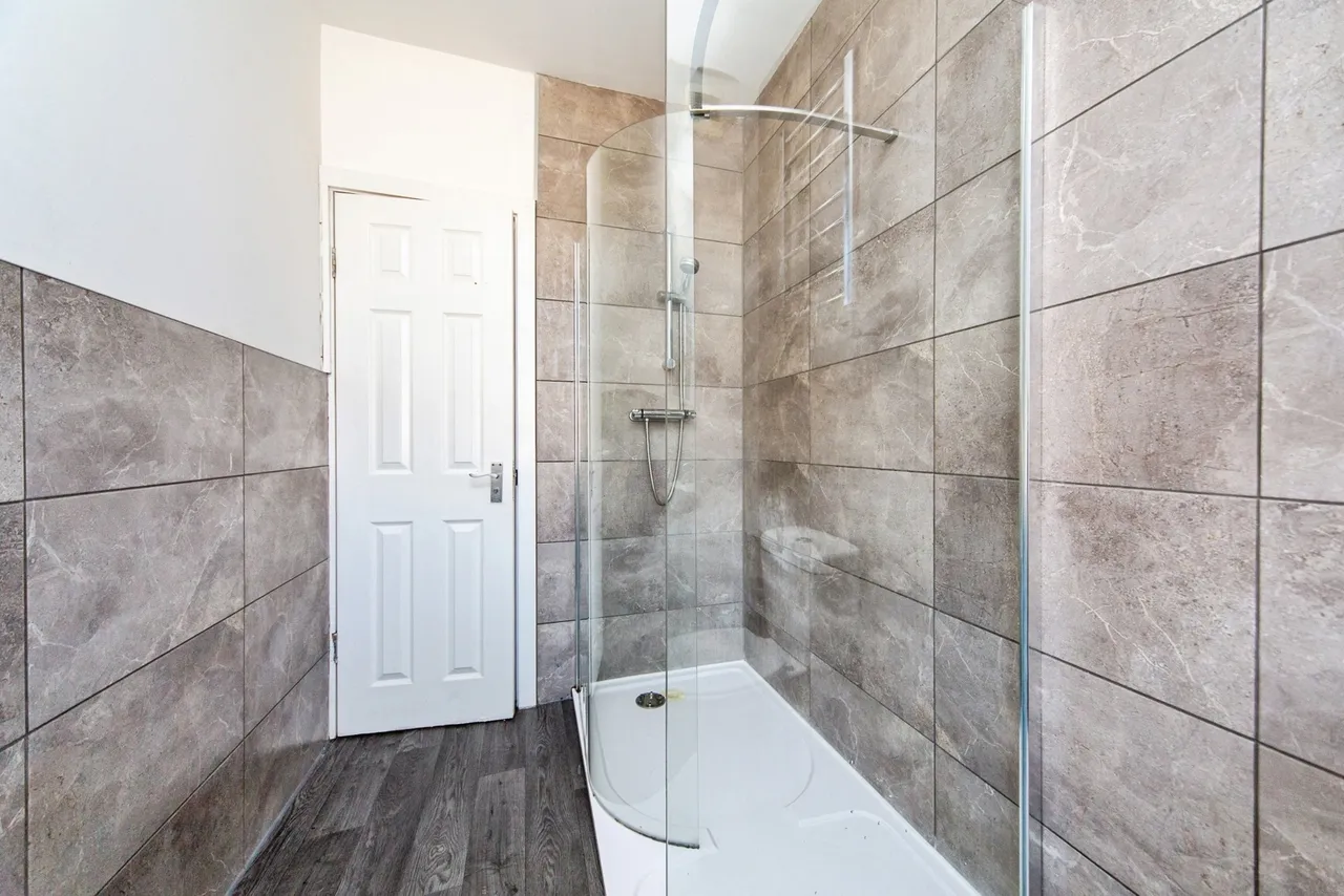 Molyneux Road, Kensington, L6, photo 18