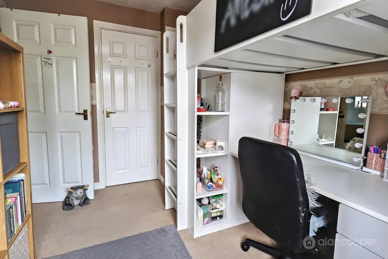 Upton Drive, MaplePark, CV11, photo 18