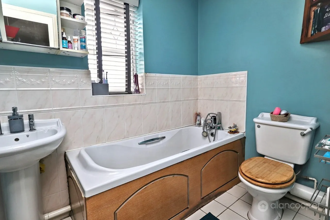 Upton Drive, MaplePark, CV11, photo 20