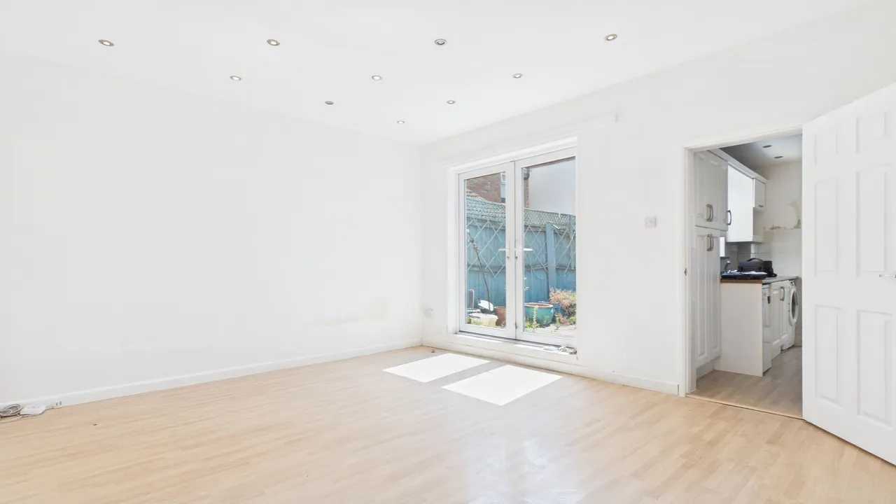 Oundle Road, Peterborough, PE2, photo 5