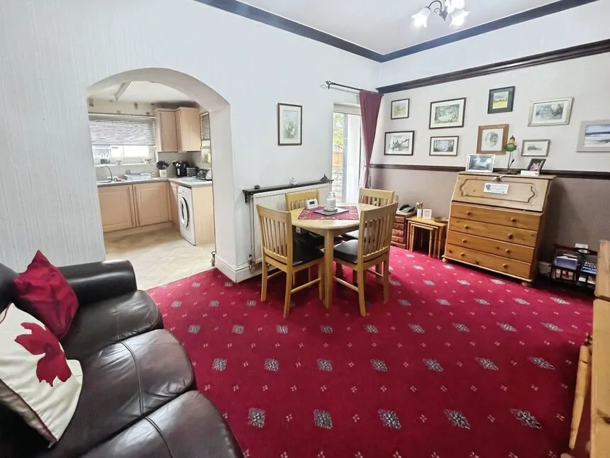 Shrewsbury Street, Glossop, SK13, photo 9