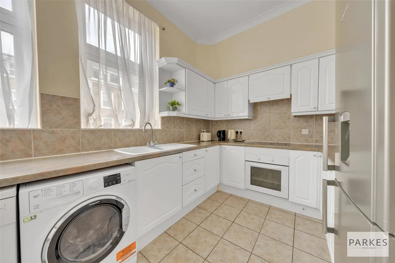 Connaught Court, Connaught Street, London, W2 2AJ, photo 3