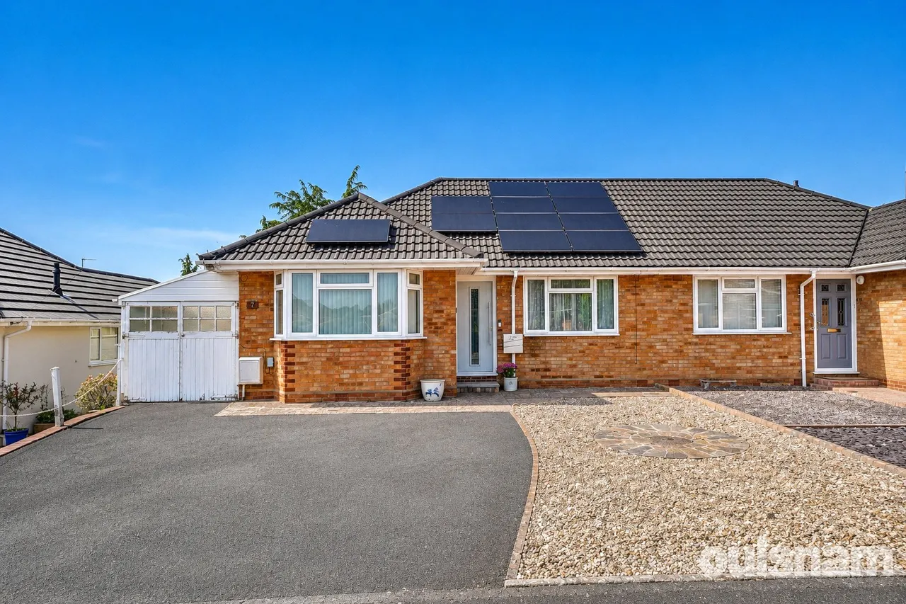 2 bed house for sale — Abberley Drive, Droitwich, Worcestershire, WR9 8NY