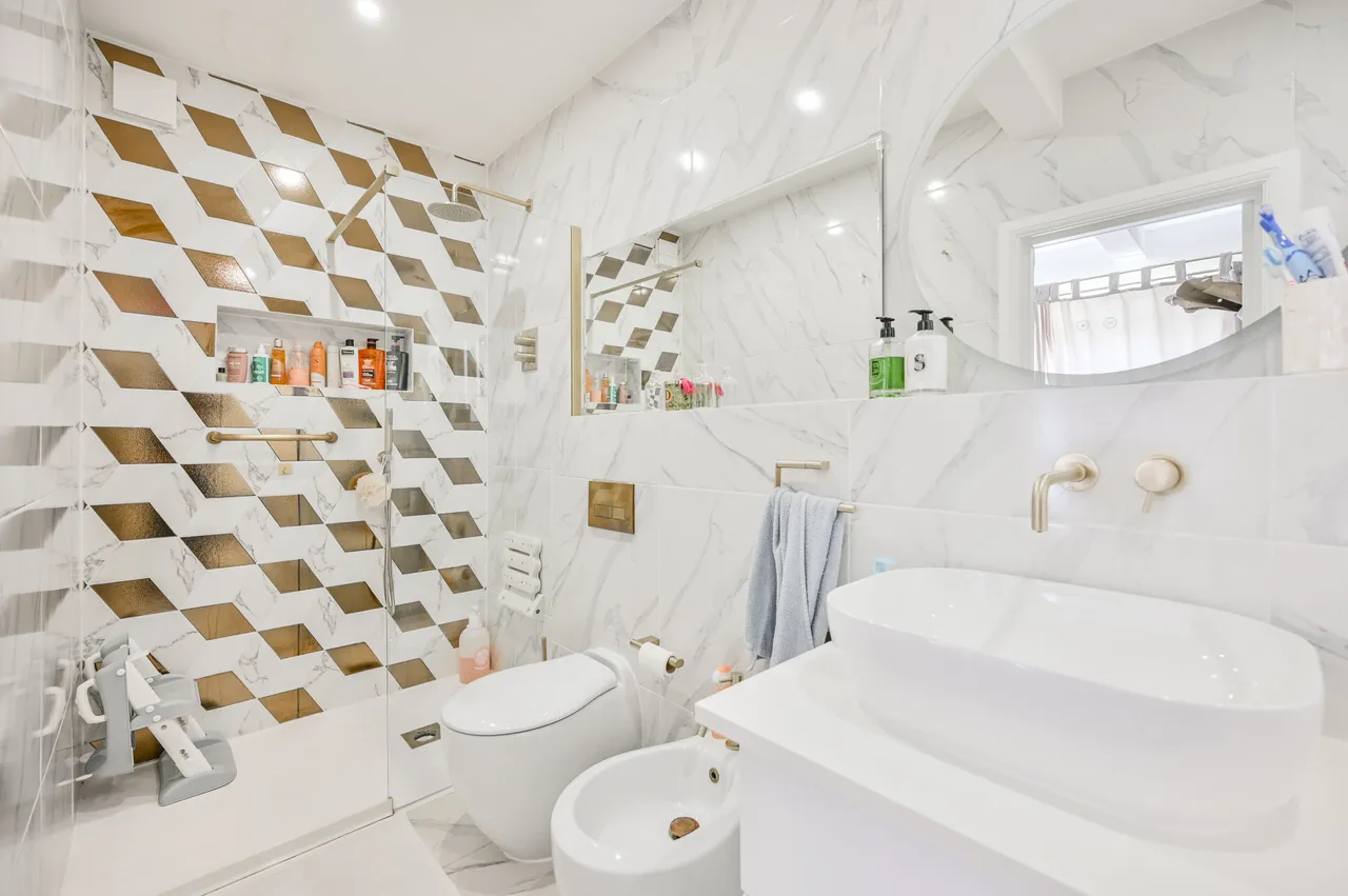 53 Westbeech Road, London, photo 9