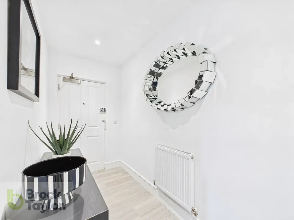 Woodside, Franklands Village, RH16, photo 6