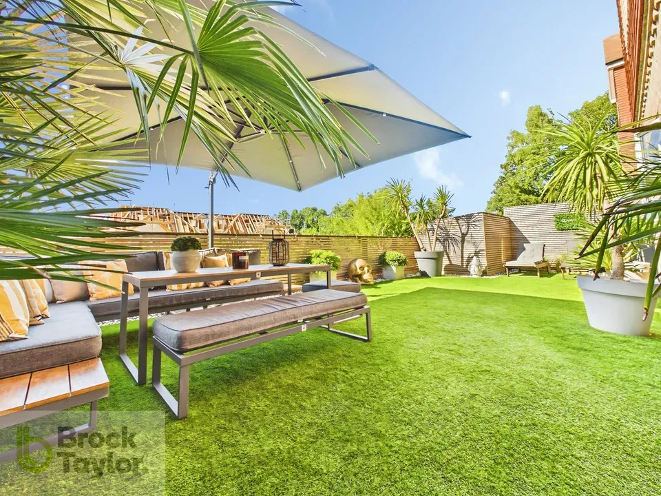 Woodside, Franklands Village, RH16, photo 12