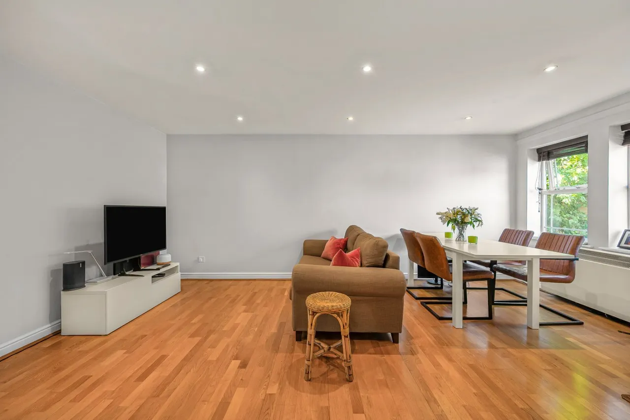 John Archer Way, London, SW18, photo 2