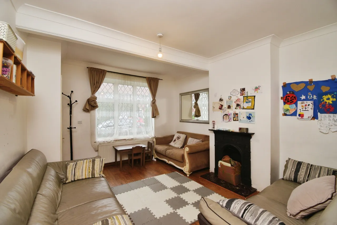 2 bed house for sale, Birdbrook Road, London, SE3