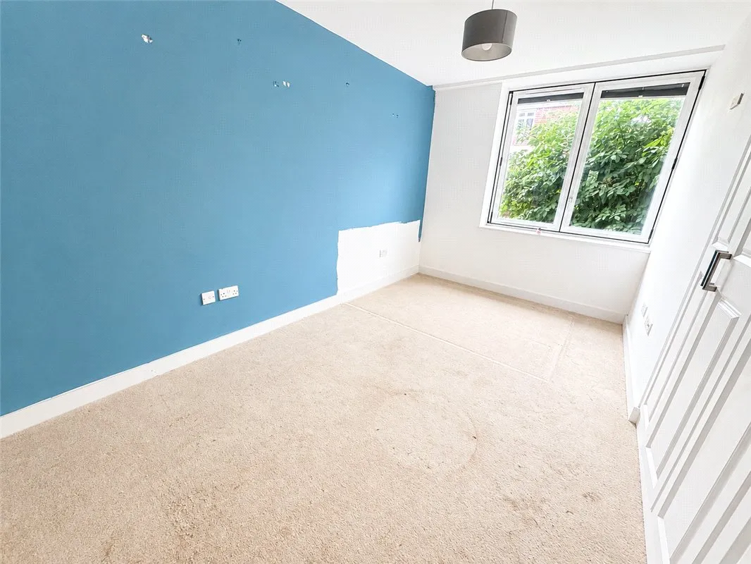 Knoll Rise, Orpington, BR6, photo 5