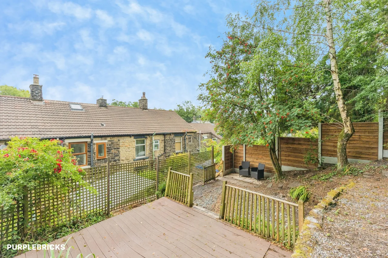 High Street West, Glossop, SK13, photo 30