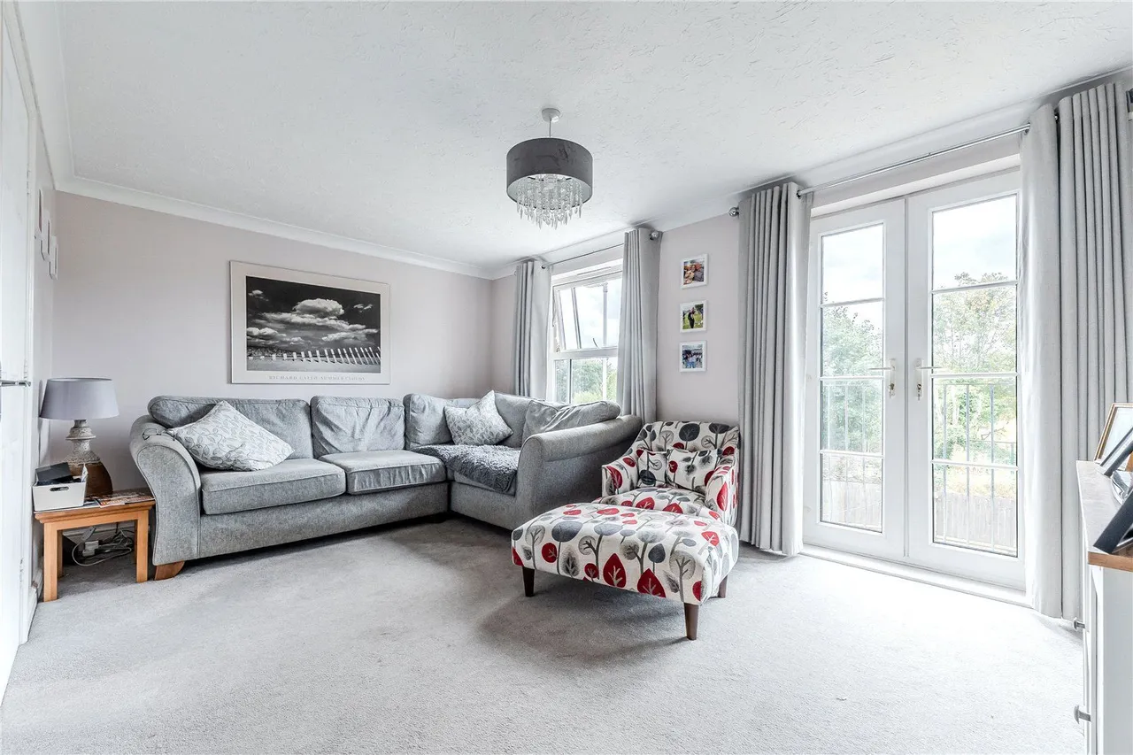 Redwald Drive, Guiseley, LS20, photo 12