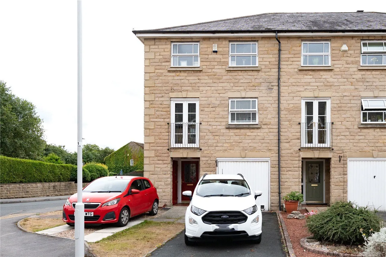 4 bed house for sale, Redwald Drive, Guiseley, LS20