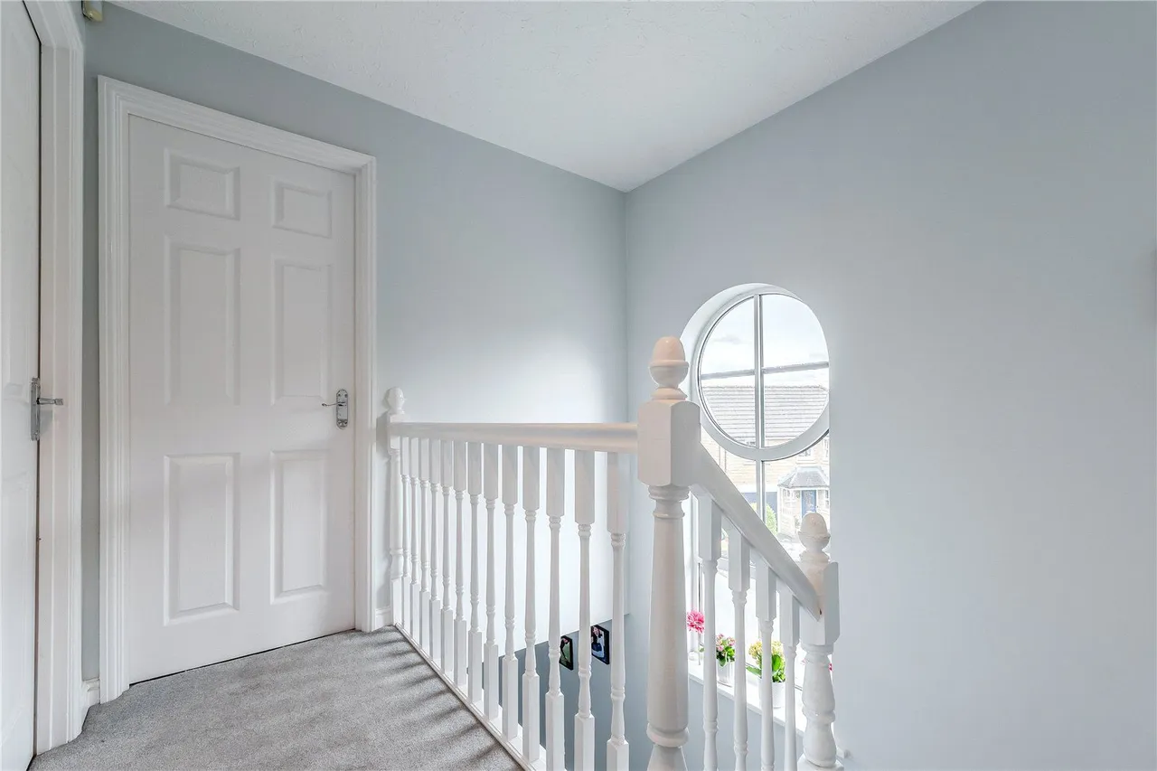 Redwald Drive, Guiseley, LS20, photo 18