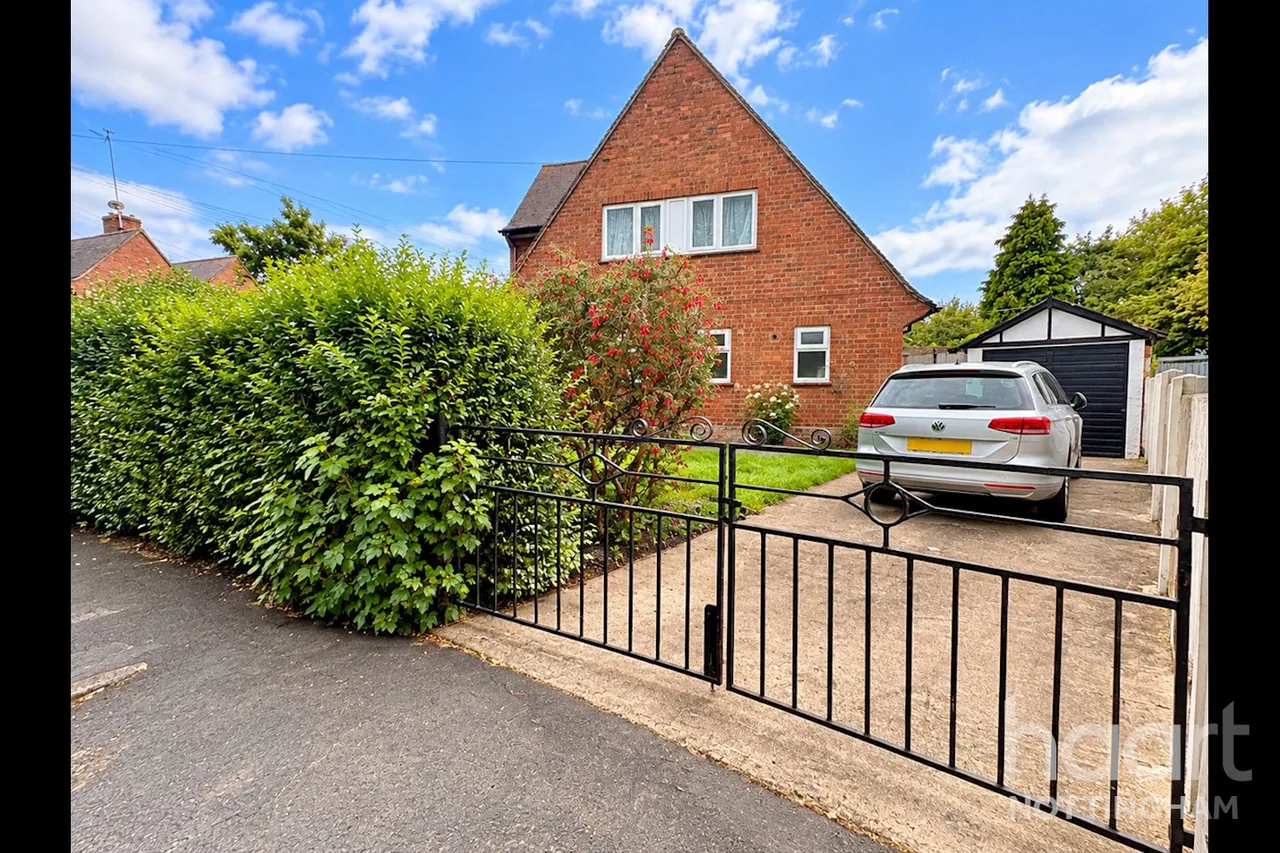 Meriden Avenue, Lenton Abbey, NG9, photo 3