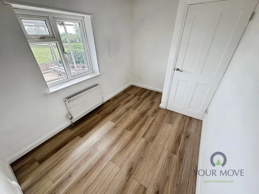 St. Leonards Place, Shirland, DE55, photo 7