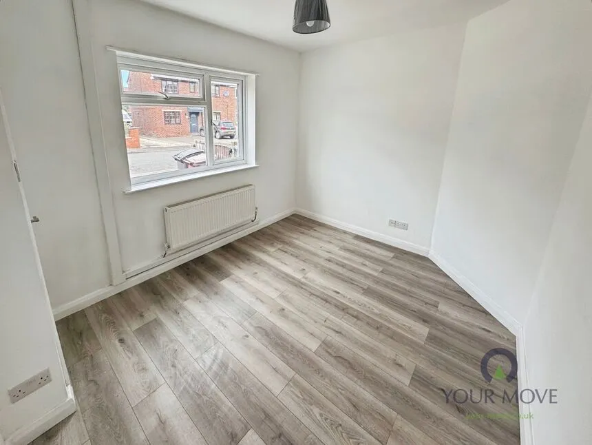 St. Leonards Place, Shirland, DE55, photo 4