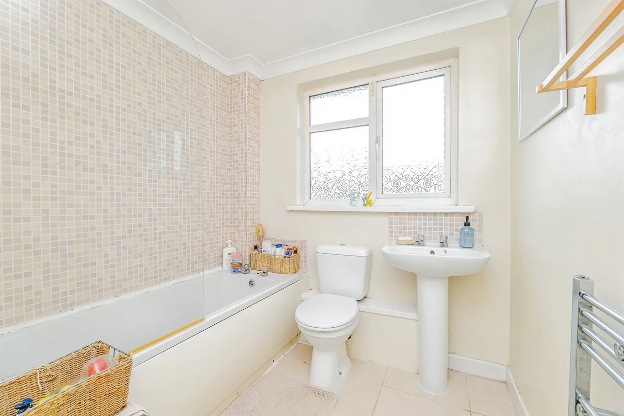 Glenwood, Llanedeyrn, CF23, photo 17
