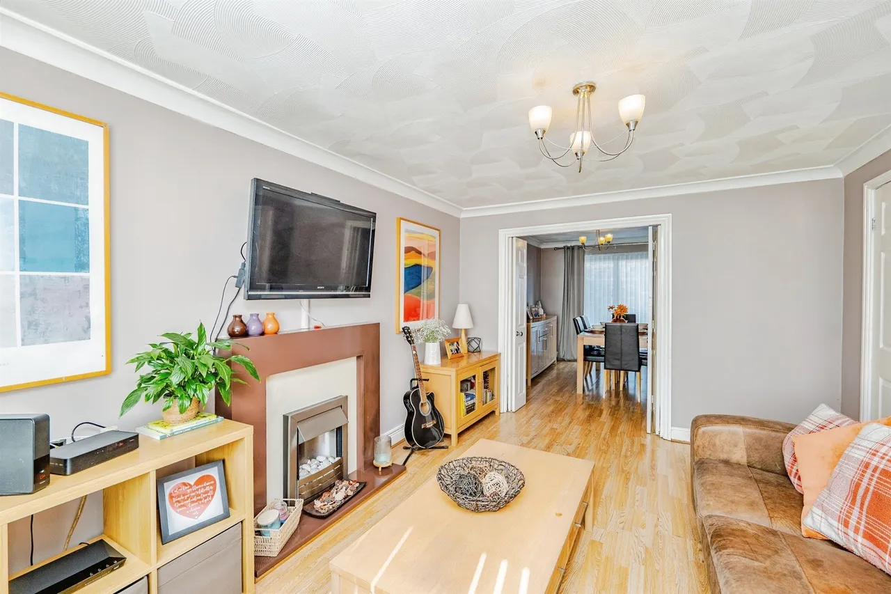Glenwood, Llanedeyrn, CF23, photo 5