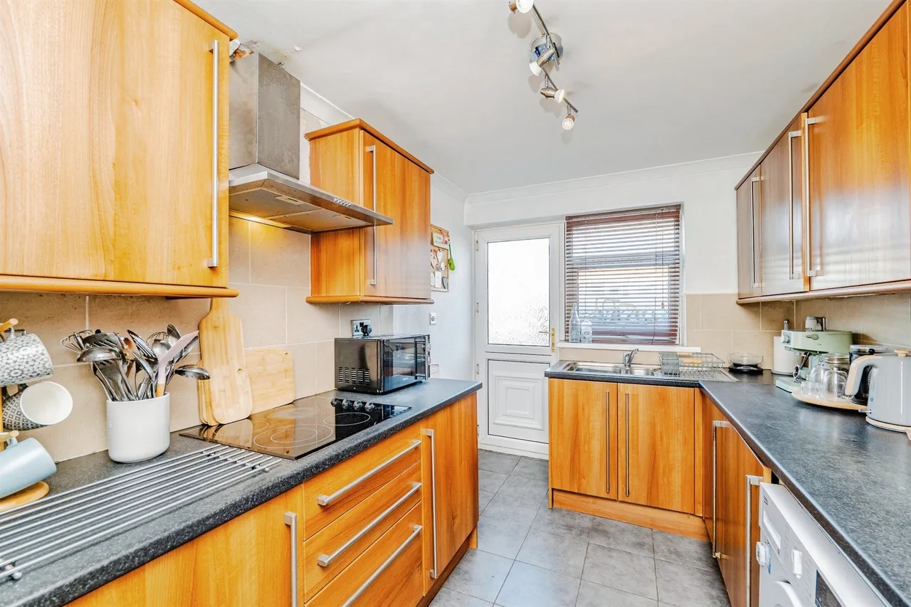 Glenwood, Llanedeyrn, CF23, photo 9