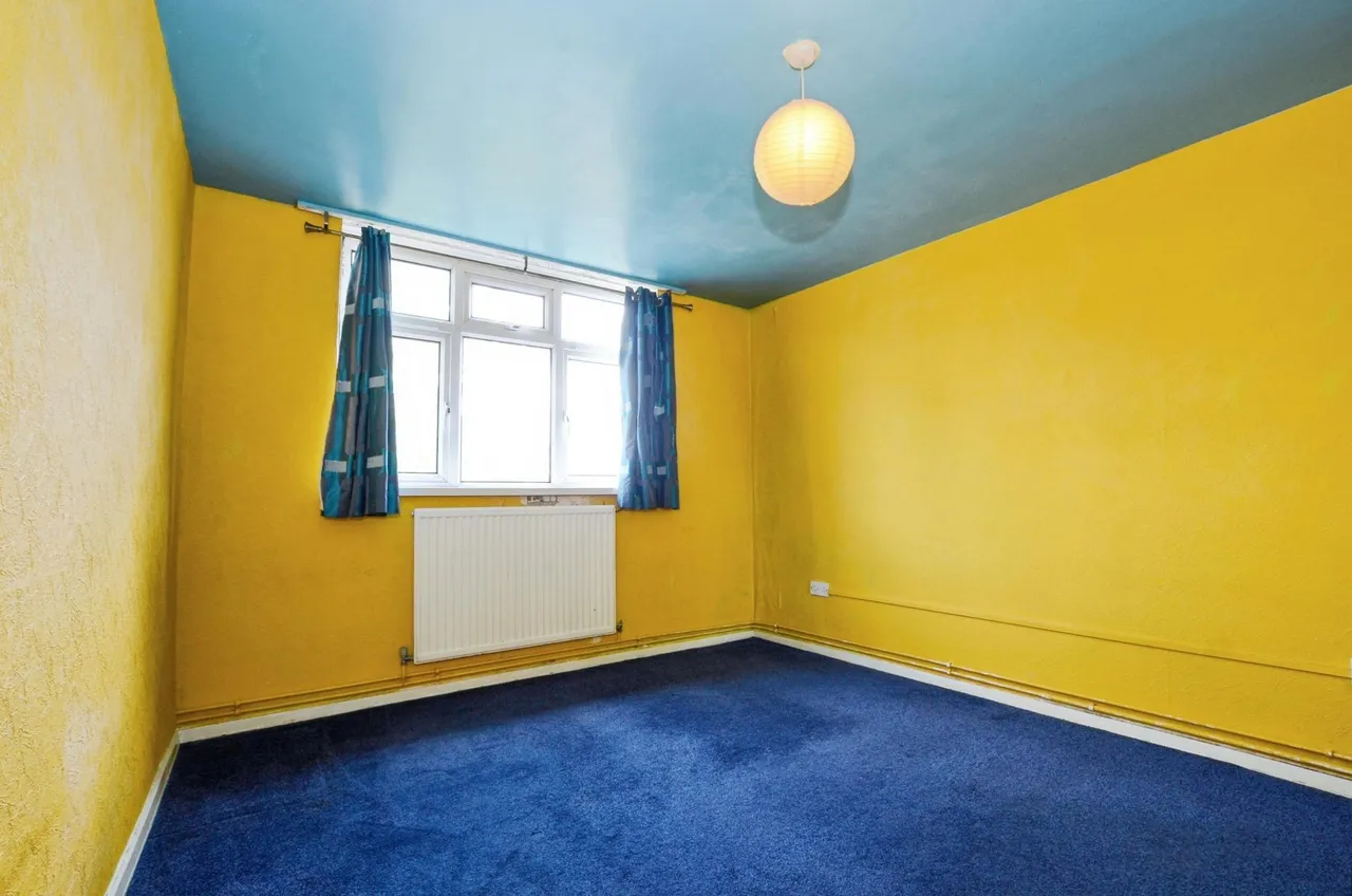 Canberra Drive, Northolt, UB5, photo 15